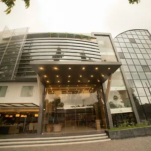 **** Hotel Savithri India