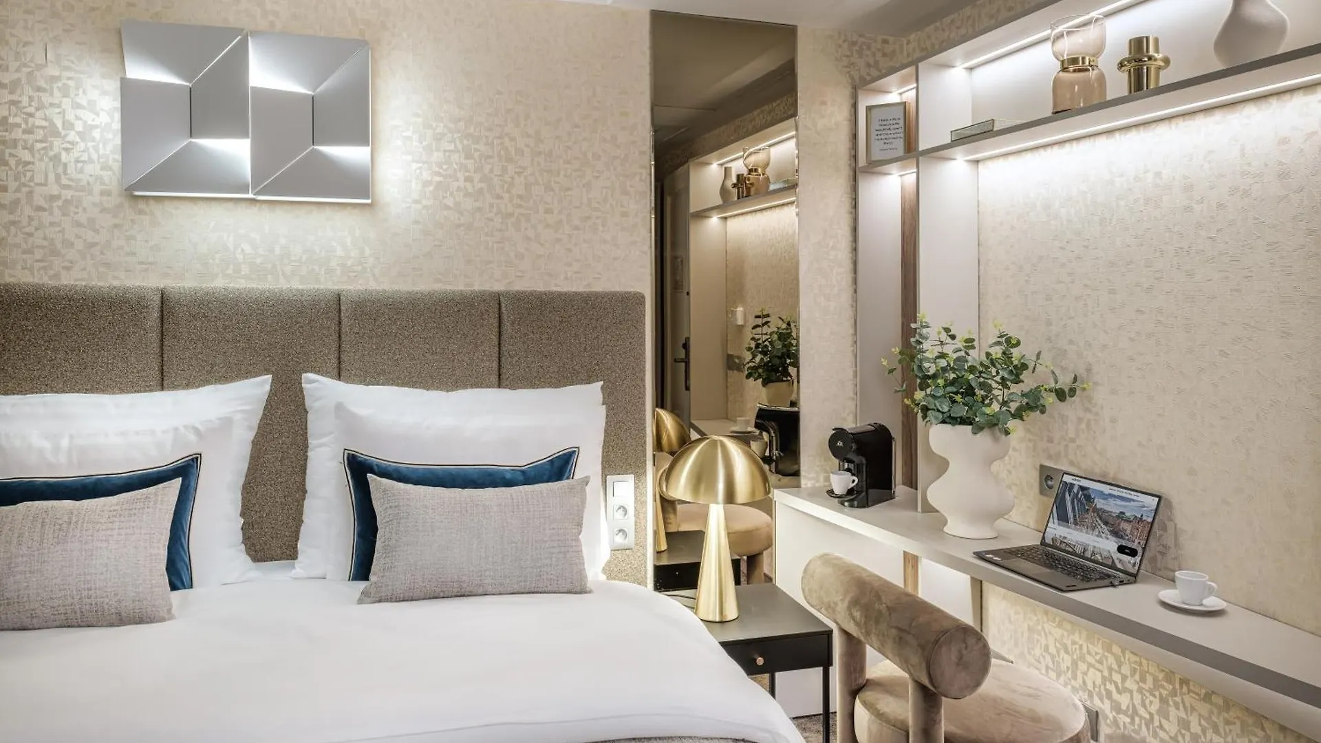 Hotel Maestro By Adrez Prague 4*,
