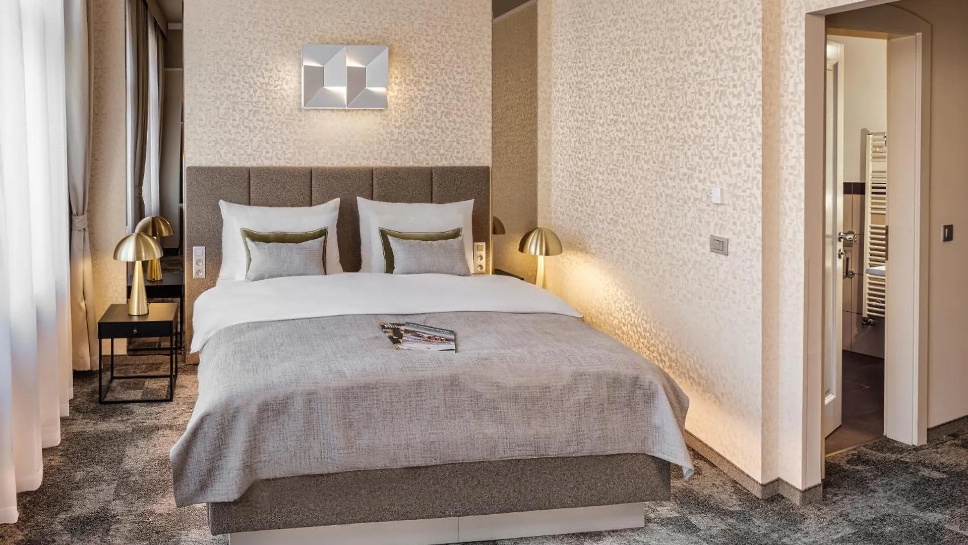 Hotel Maestro By Adrez Prague